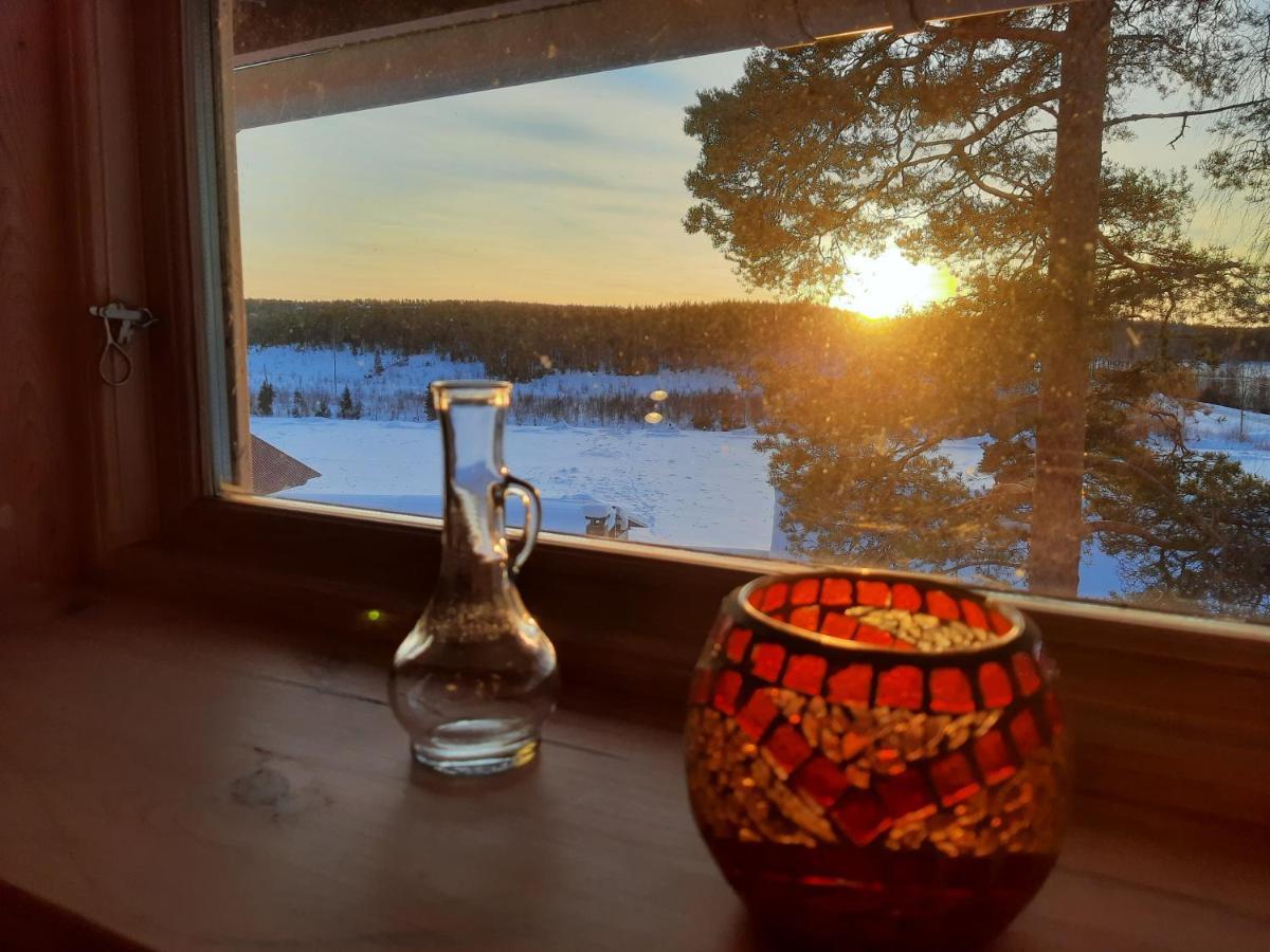 Kalix Riverside Inn, Farm Timbering Экстерьер фото