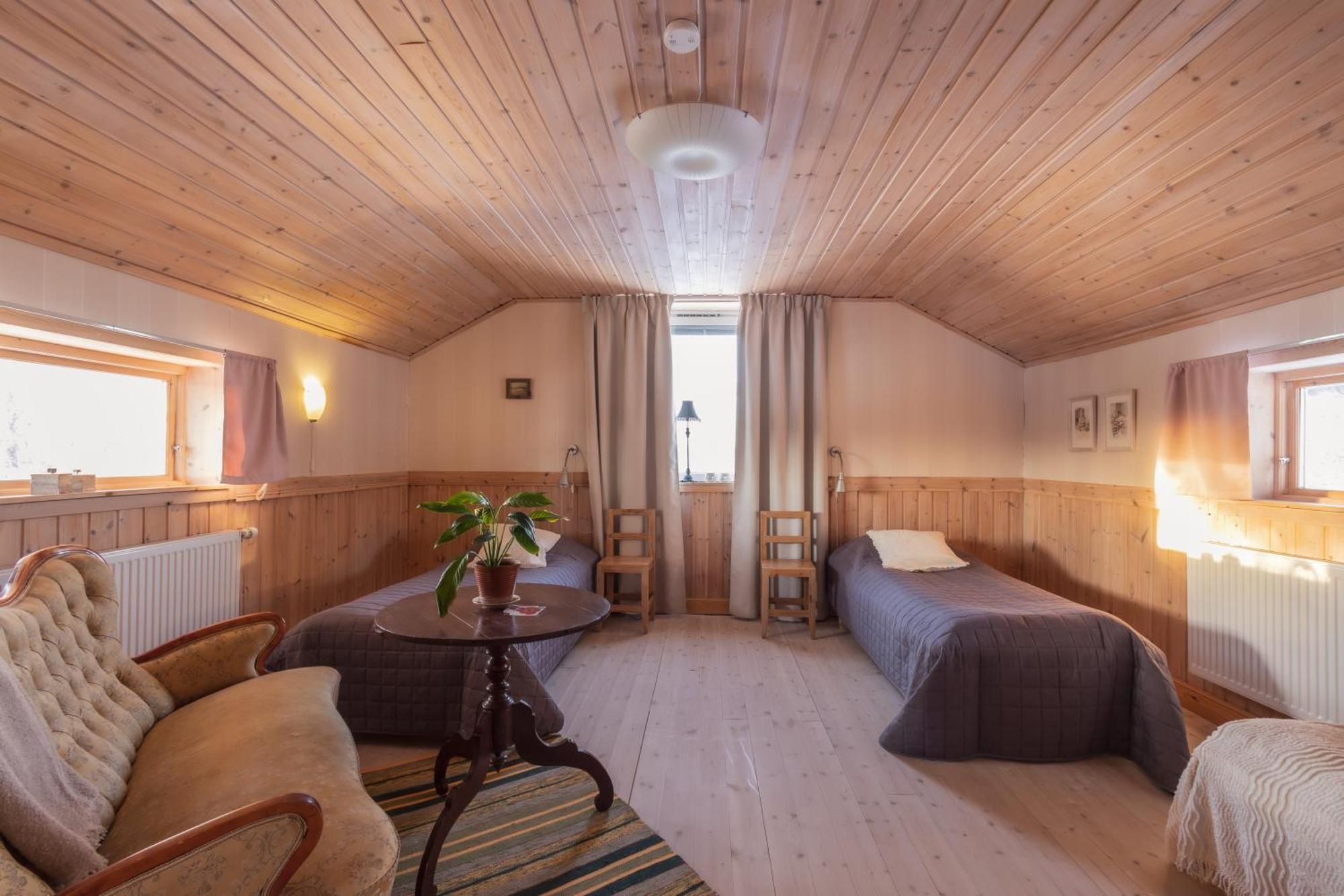 Kalix Riverside Inn, Farm Timbering Экстерьер фото