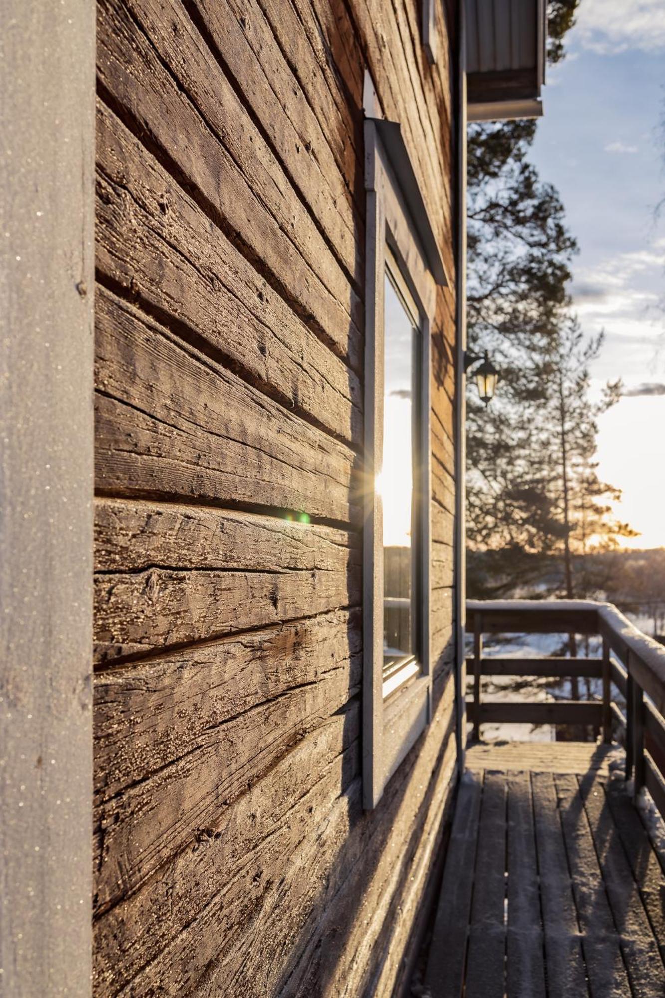 Kalix Riverside Inn, Farm Timbering Экстерьер фото